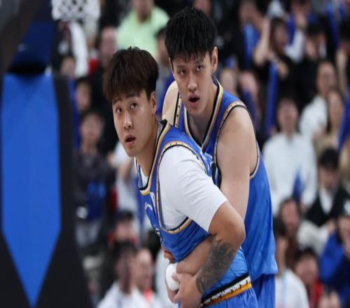 热刺风云录,范德芬荣膺,最佳球员,开云体育官网,开云体育app,开云体育下载,开云官网